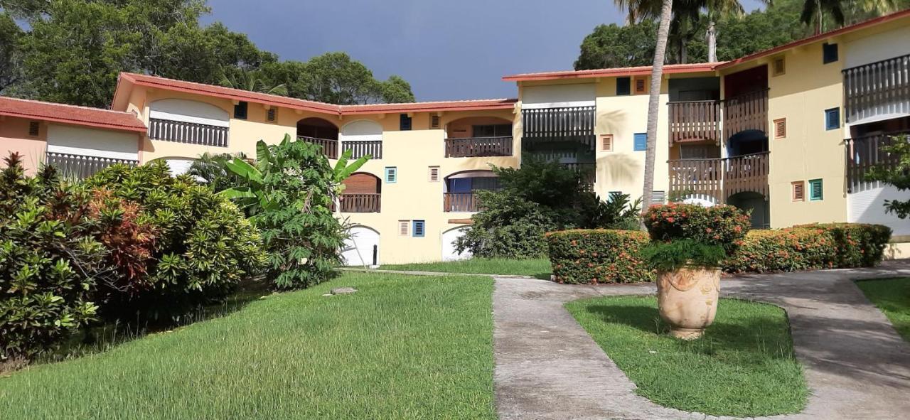 Case Coco A Sainte Anne Avec Wifi Vue Mer Экстерьер фото